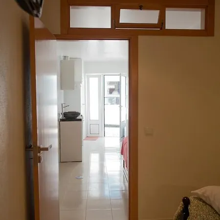 D. Antonia بيت ضيافة بينيش