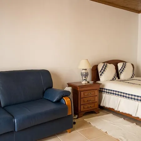 D. Antonia بيت ضيافة 3*