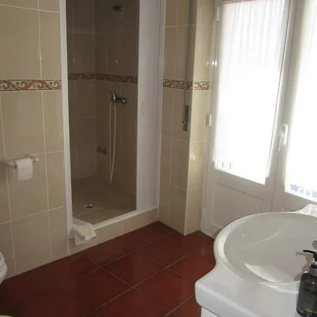 Pensión D. Antonia 3*