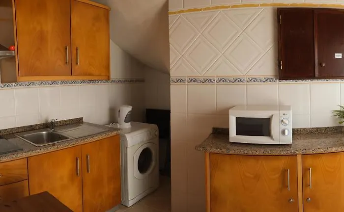 D. Antonia Guest house Peniche